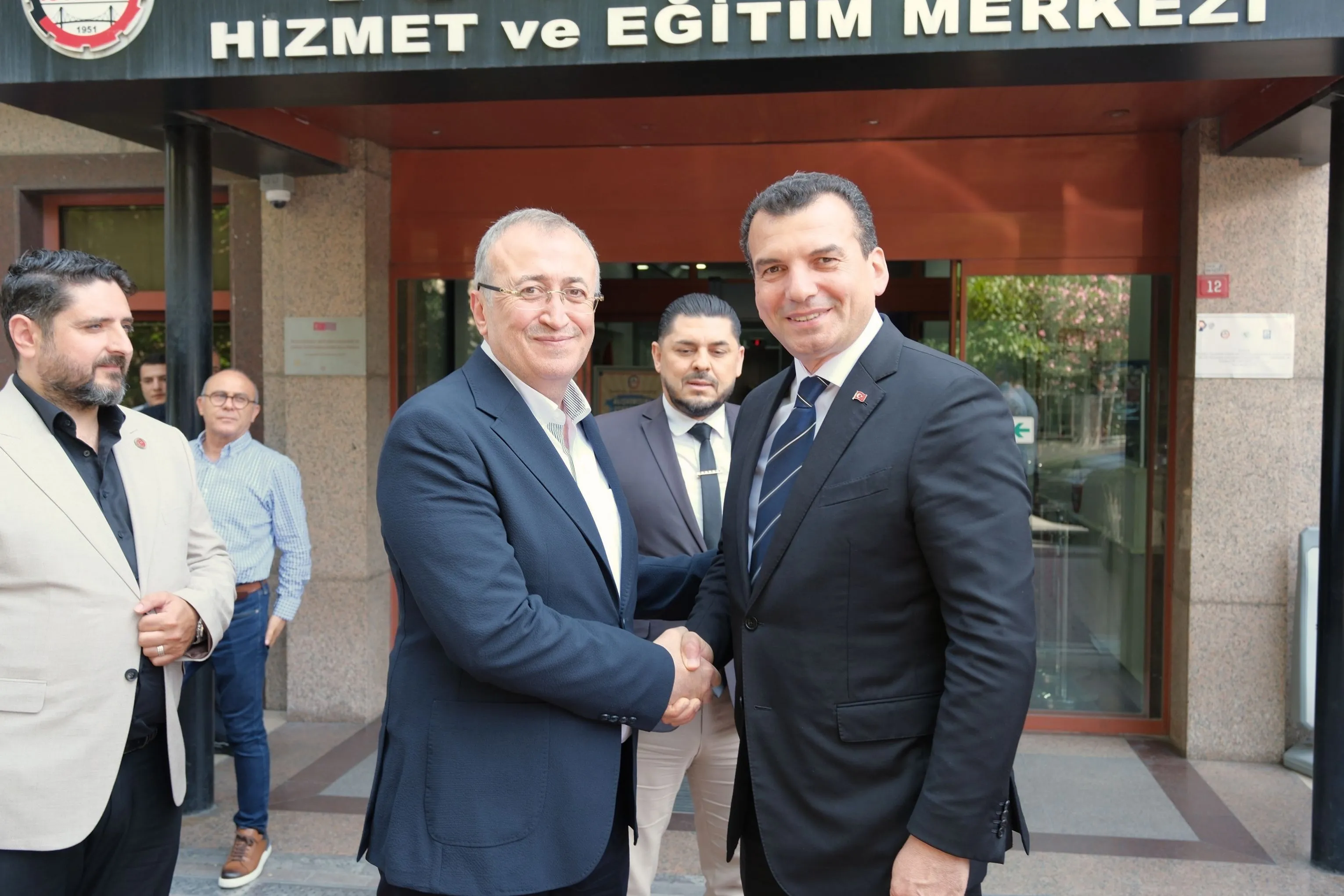Büyük Birlik Partisi İstanbul İl Başkanımız S. Selim Şimşek’ten İSTESOB Başkanı Halil İbrahim Balcı’ya Ziyaret